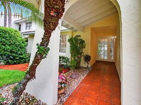 6105 Via Laguna Lane, Boca Raton FL 33433
