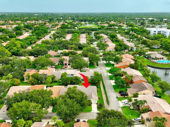 6105 Via Laguna Lane, Boca Raton FL 33433