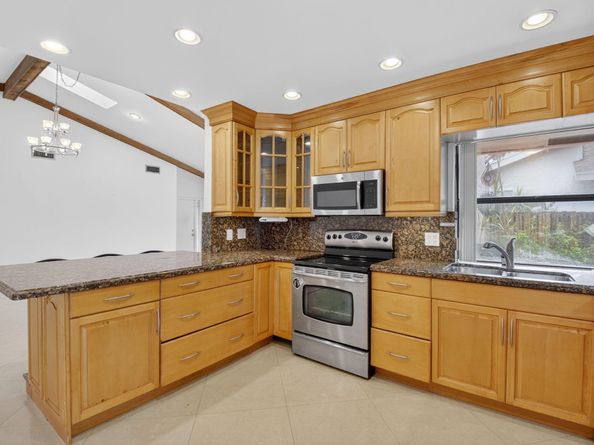 7576 E Sierra Terrace E, Boca Raton FL 33433