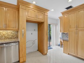 7576 E Sierra Terrace E, Boca Raton FL 33433