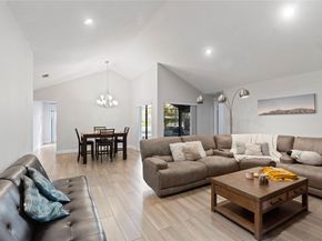 2177 Montpeliar, Weston FL 33326