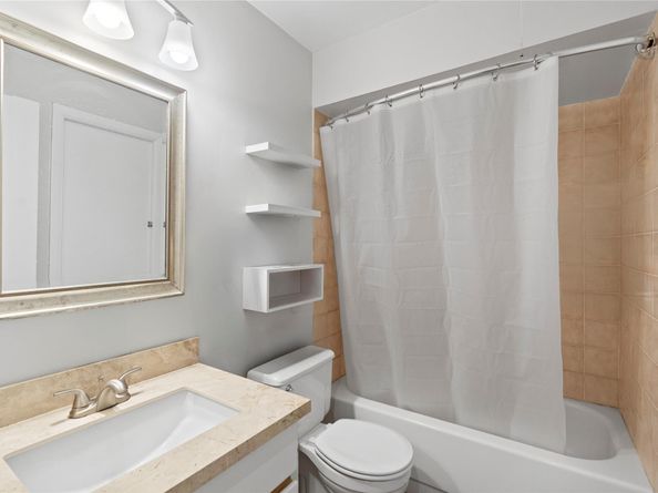 2177 Montpeliar, Weston FL 33326