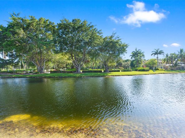 2177 Montpeliar, Weston FL 33326