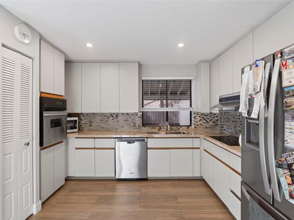 2177 Montpeliar, Weston FL 33326