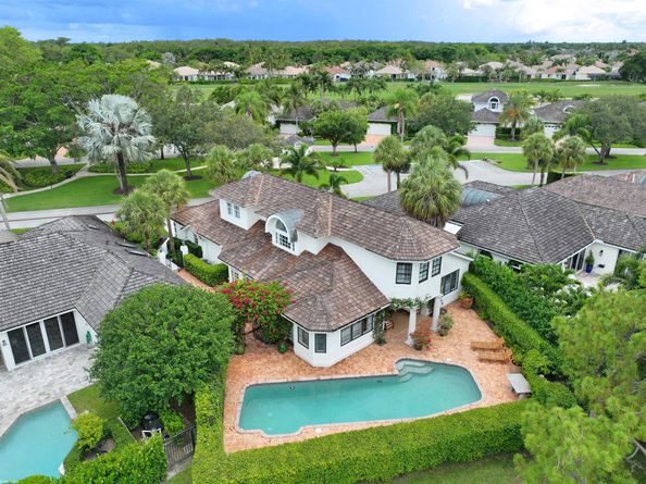 2502 Muir Circle, Wellington FL 33414
