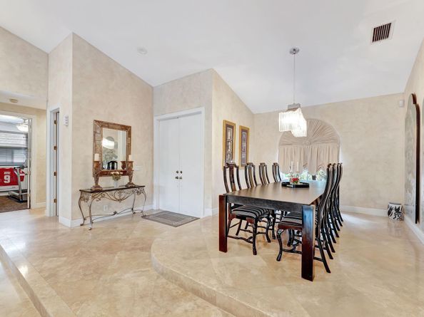 12055 Classic Dr, Coral Springs FL 33071