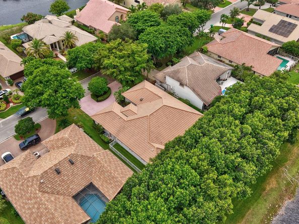 12055 Classic Dr, Coral Springs FL 33071