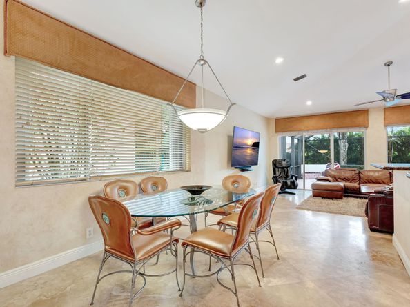 12055 Classic Dr, Coral Springs FL 33071