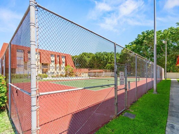 22615 SW 66th Avenue 310, Boca Raton FL 33428