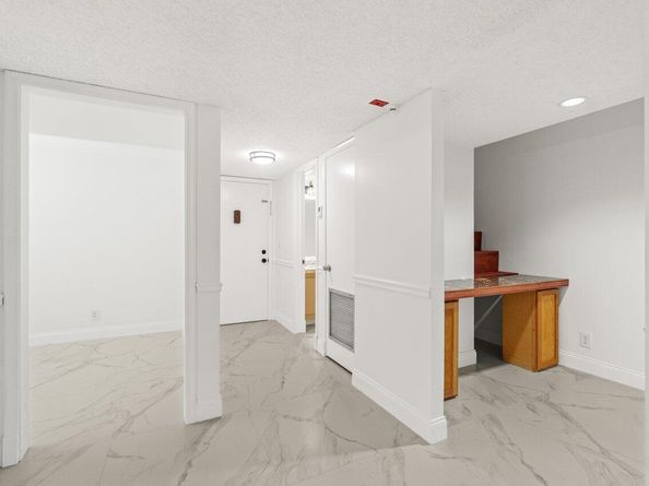 22615 SW 66th Avenue 310, Boca Raton FL 33428