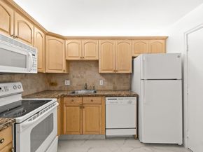 22615 SW 66th Avenue 310, Boca Raton FL 33428