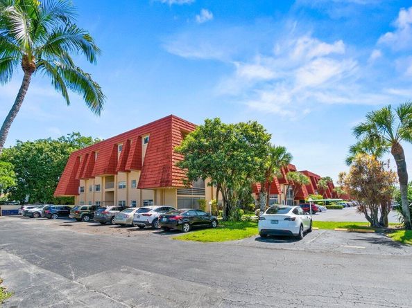 22615 SW 66th Avenue 310, Boca Raton FL 33428