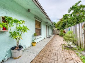 1208 SW 2nd Ct, Fort Lauderdale FL 33312