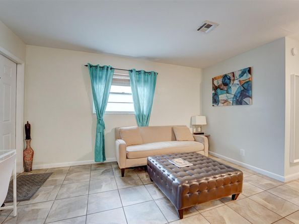 1208 SW 2nd Ct, Fort Lauderdale FL 33312