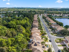 6024 Adriatic Way, West Palm Beach FL 33413