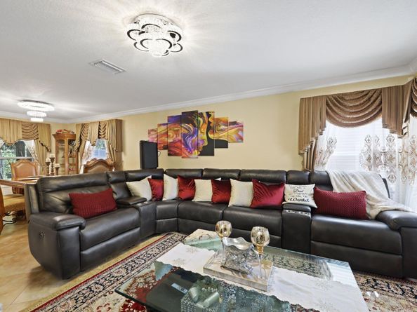 6024 Adriatic Way, West Palm Beach FL 33413