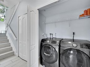 150 Jacaranda Country Club Dr 200, Plantation FL 33324