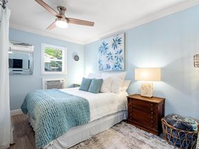 442 28th St Street, West Palm Beach FL 33407