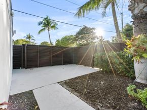 442 28th St Street, West Palm Beach FL 33407