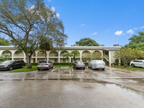 1202 Bahama Bend J2, Coconut Creek FL 33066