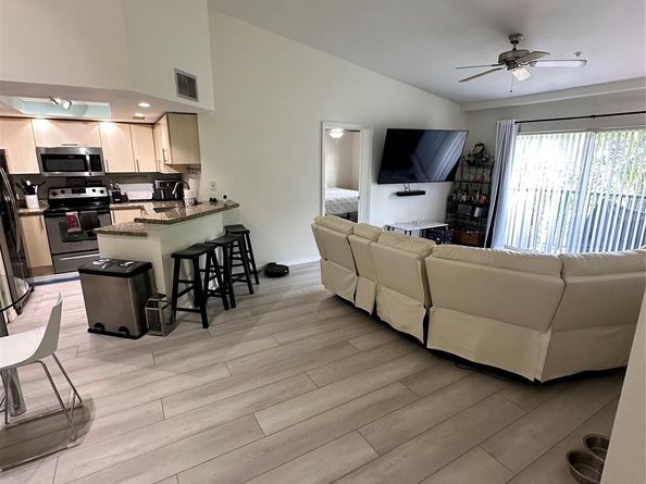 2131 SE 10th Ave 1120, Fort Lauderdale FL 33316