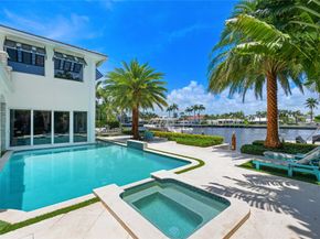 2307 N Riverside Dr, Pompano Beach FL 33062