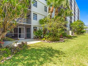 2232 N Cypress Bend Drive 107, Pompano Beach FL 33069