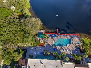 9101 SW 19th Pl B, Davie FL 33324