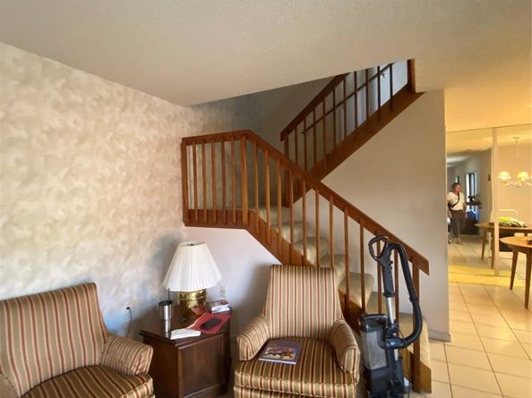 9101 SW 19th Pl B, Davie FL 33324