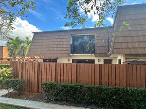 9101 SW 19th Pl B, Davie FL 33324