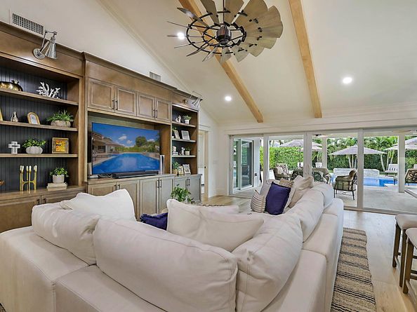 221 E River Park Drive, Jupiter FL 33477