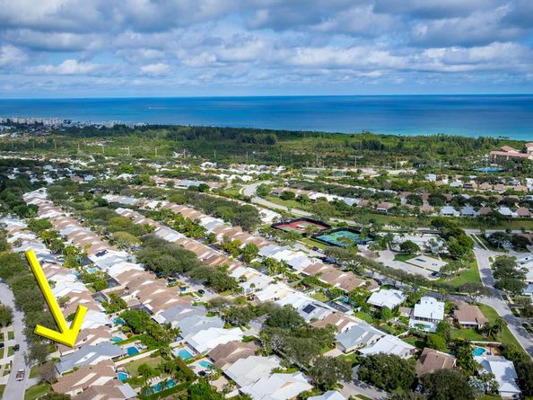 221 E River Park Drive, Jupiter FL 33477