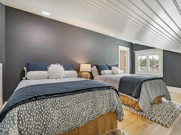 221 E River Park Drive, Jupiter FL 33477