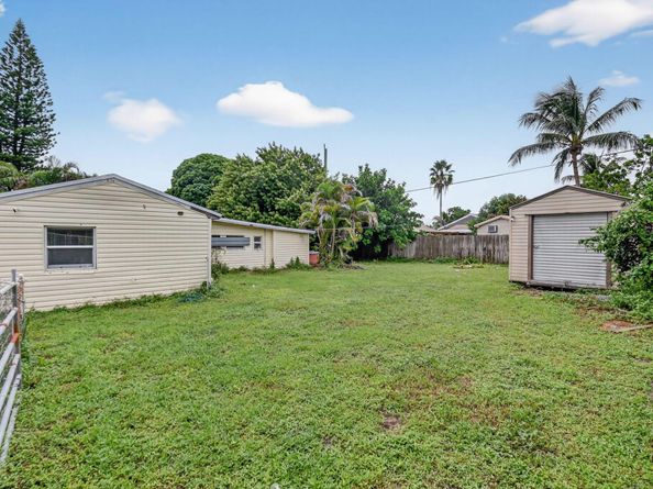 1079 Highview Road, Lake Worth FL 33462