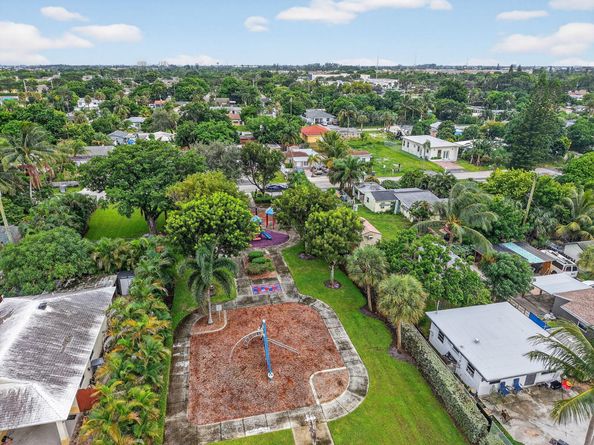 1079 Highview Road, Lake Worth FL 33462