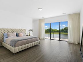 16552 Botaniko Dr S, Fort Lauderdale FL 33326