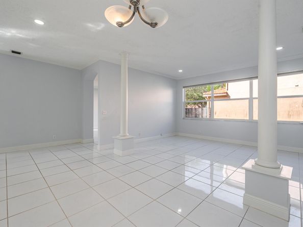 2502 Ambassador Avenue, Cooper City FL 33026