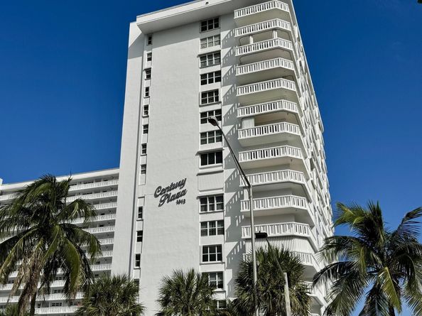 1012 N Ocean Boulevard 202, Pompano Beach FL 33062