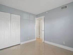 9851 Sandalfoot Boulevard 207, Boca Raton FL 33428