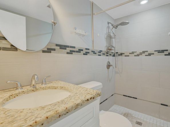 9851 Sandalfoot Boulevard 207, Boca Raton FL 33428