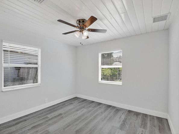1373 W 30th Street, Riviera Beach FL 33404