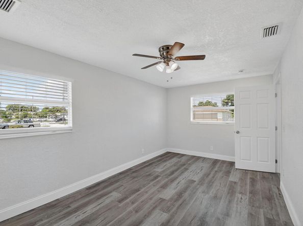 1373 W 30th Street, Riviera Beach FL 33404