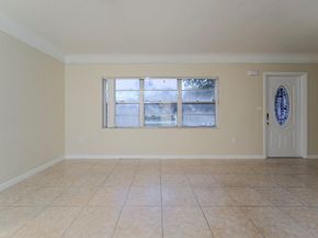 3341 NW 7th St, Lauderhill FL 33311