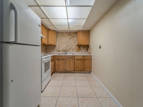 3341 NW 7th St, Lauderhill FL 33311