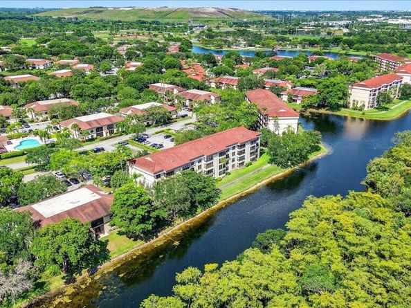2908 S Carambola Circle 301, Coconut Creek FL 33066