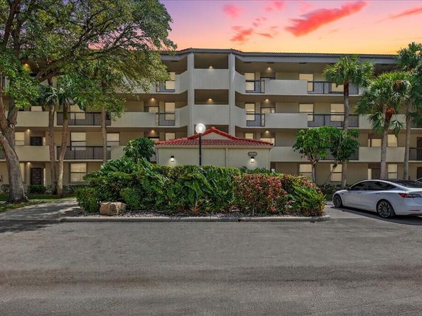 2908 S Carambola Circle 301, Coconut Creek FL 33066