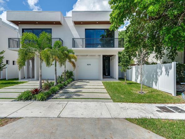 921 NE 17th Ter A, Fort Lauderdale FL 33304