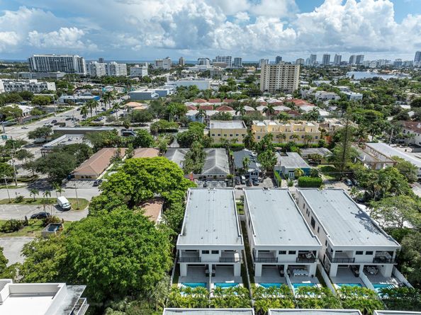 921 NE 17th Ter A, Fort Lauderdale FL 33304