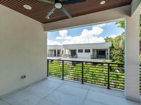 921 NE 17th Ter A, Fort Lauderdale FL 33304