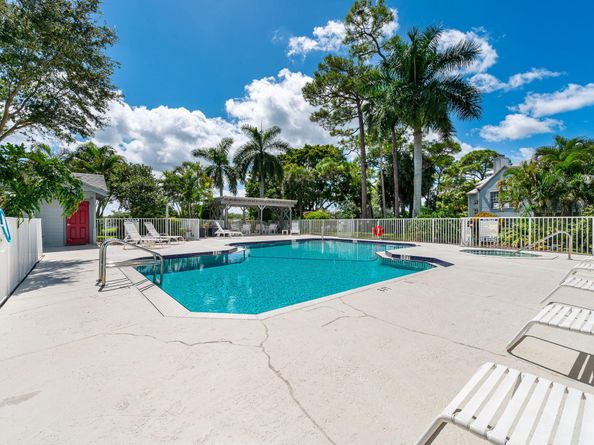 5047 Heatherhill Lane 4, Boca Raton FL 33486